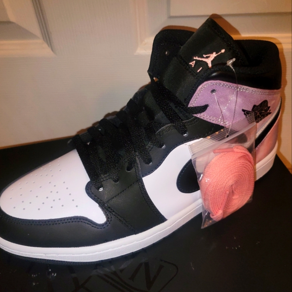 Air jordan 1 mid SE